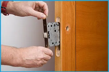 Lock Locksmith Services Atlanta, GA 404-479-7515 - 13-new-locks-installation
